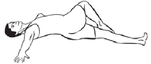 Бок вправо. Лежа на спине ноги согнуты в коленях. Упражнения лежа на спине. Поза лежа на спине. Скручивание позвоночника лежа.